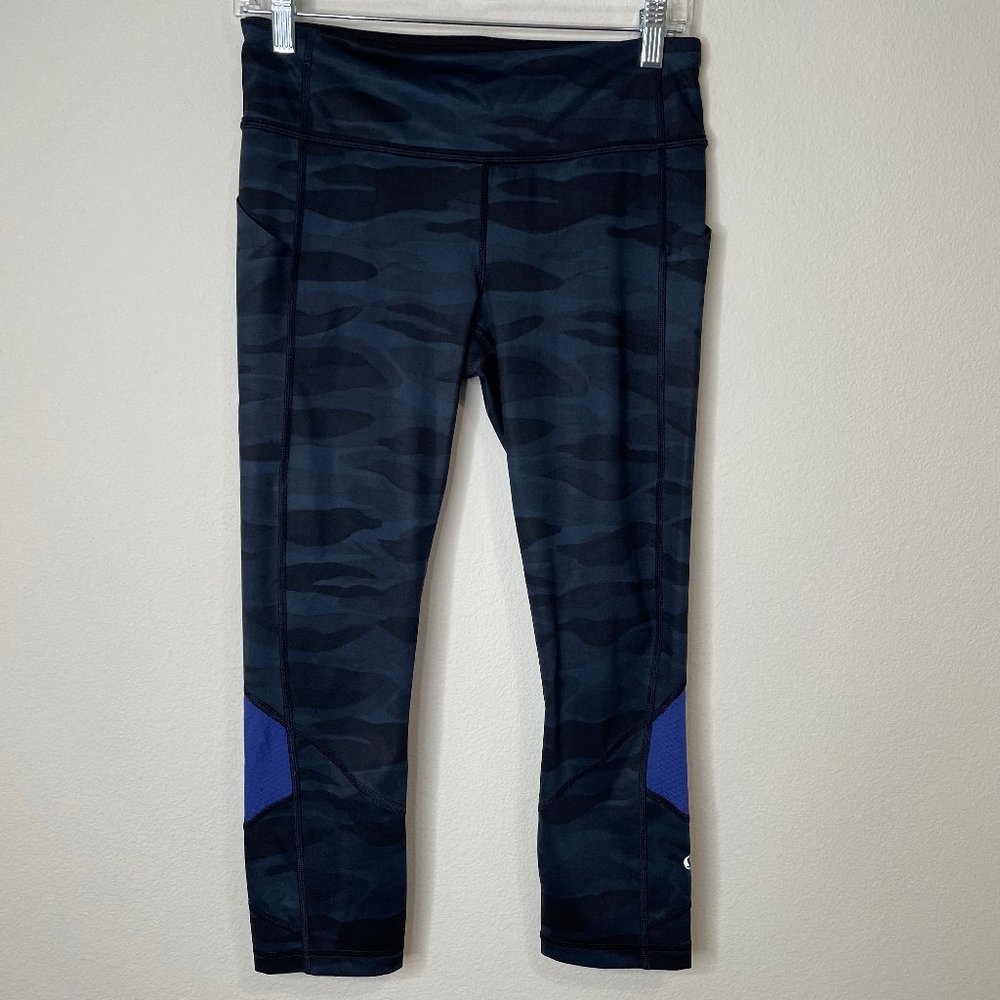 Lululemon Pace Rival Crop in Mini Coast Camo Deep Navy Black Running Legging